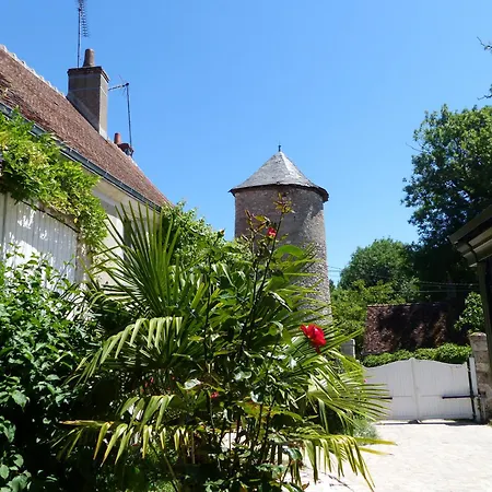 Gite De La Tour De Loire - 65 M2 Au Pied D'Une Tour De Gue Du 17Eme Siecle Mer Exterior photo