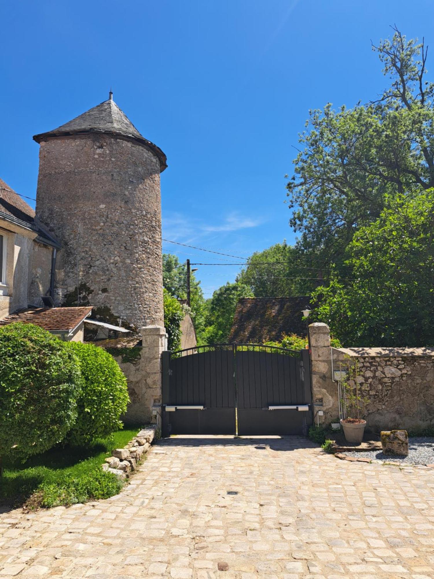 De La Tour De Loire - 65 M2 Au Pied D'une Tour De Gue Du 17eme Siecle Holiday home *